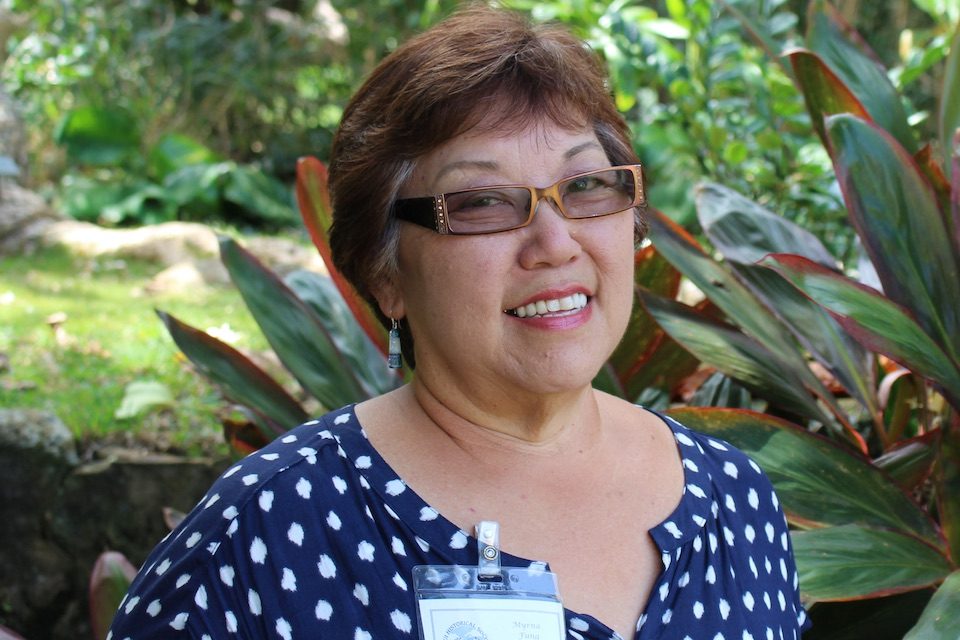Myrna Fung, Volunteer Hero